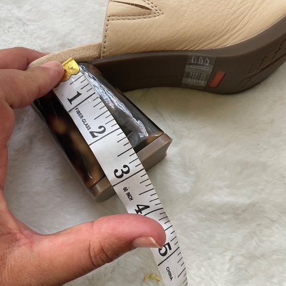 New With Box Rockport Amara Mules Size 7.5 - Picture 5 of 6